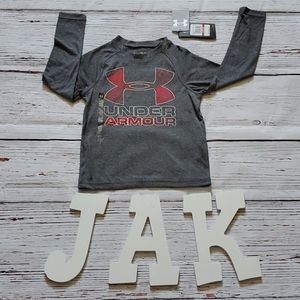 🆕️ UNDER ARMOUR GRAY L/S HEATGEAR SHIRT